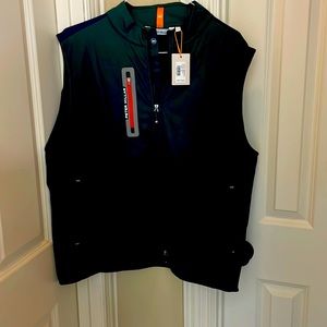 Mens NWT Peter Millar Hyperlight Fuse vest XXL. Blue/Green Wind Water resistant.
